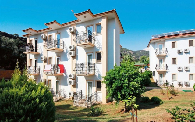 Karbel Beach Hotel