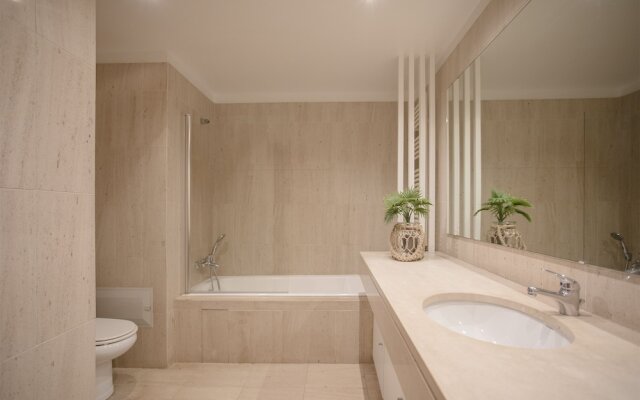Liiiving in Matosinhos- Seaside Delight Apartment