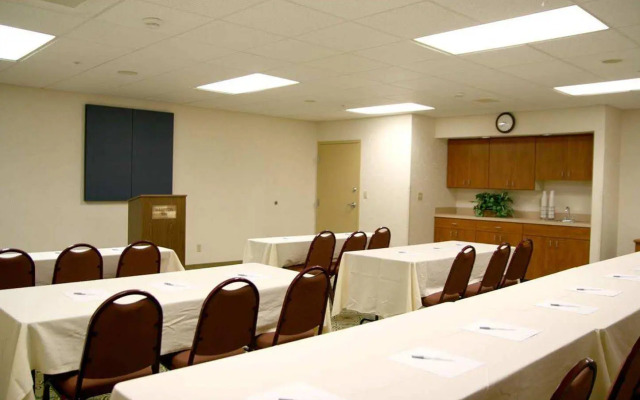 Hampton Inn Youngstown-North