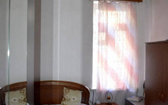 Georgeo's Place
