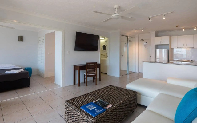 Alexander Holiday Apartments
