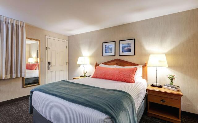 Port Inn and Suites Portsmouth, Ascend Hotel Collection