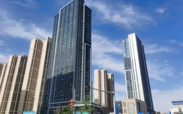 Qinhe Business Travel Hotel (Urumqi High-speed Railway Staton Wanda Plaza)