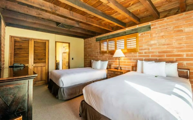 Tanque Verde Ranch