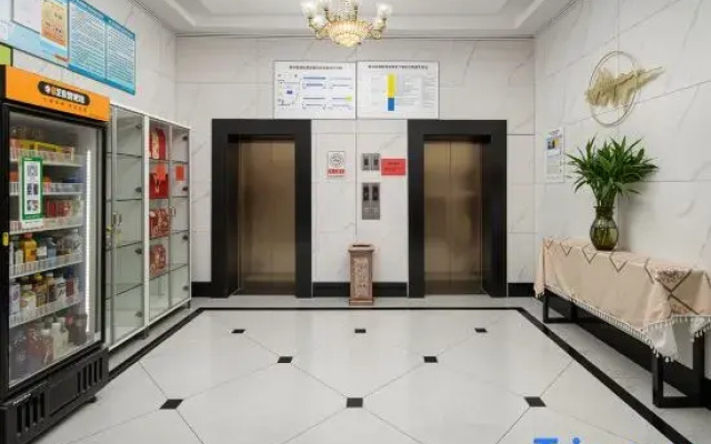 Yake E-Home Hotel (South Square of Shijiazhuang North Railway Station)