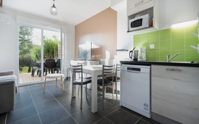 Villa in Valras-plage Near Sandy Beach