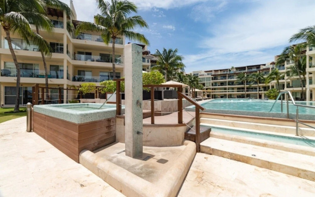 Elements Garden House 6 2 Bedroom Condo by RedAwning