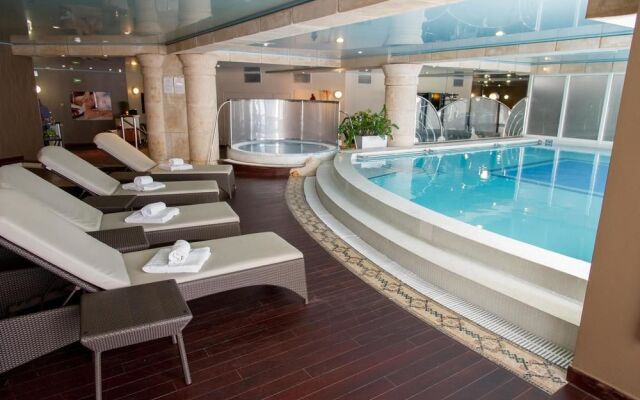 Garden Beach Hotel