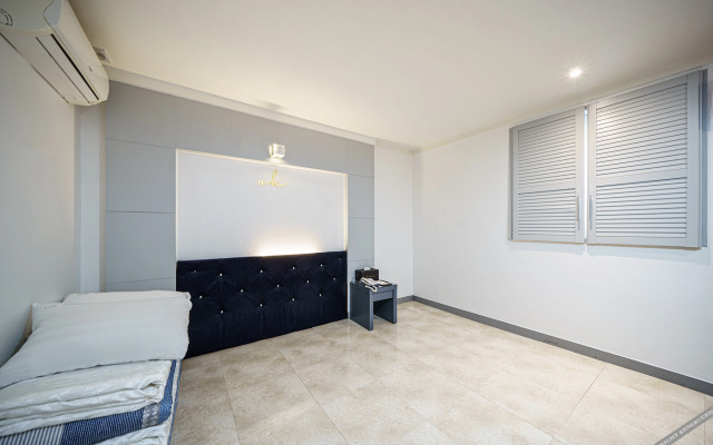 Gwangju Baekundong OK Hotel