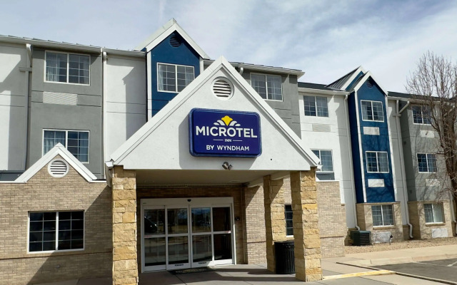 Microtel Inn & Suites by Wyndham Denver Airport