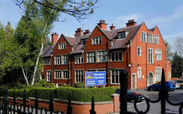 Broadfield Park Hotel
