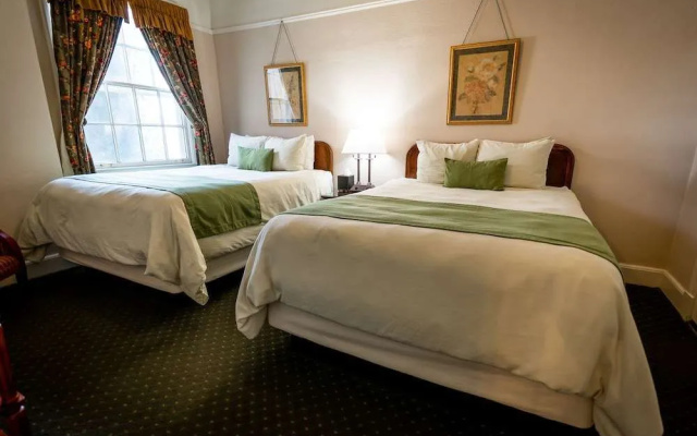 The Hotel Paisano