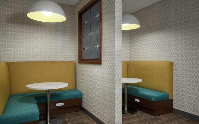 Hampton Inn by Hilton Burley