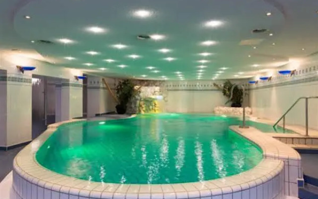 Kurparkhotel Bad Wilhelmshohe