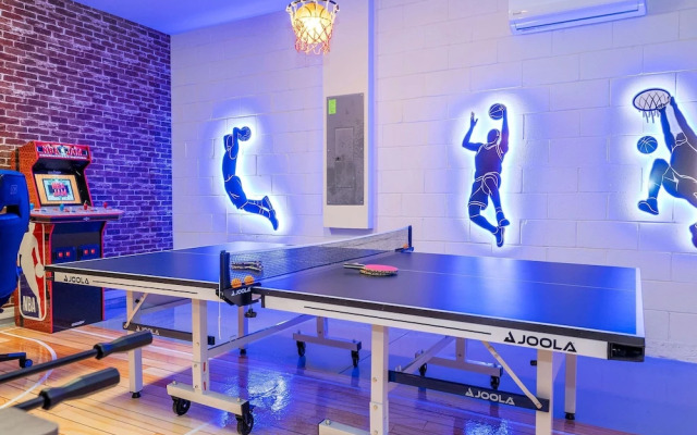 7392 Luxury Family Home 5BD Near Disney