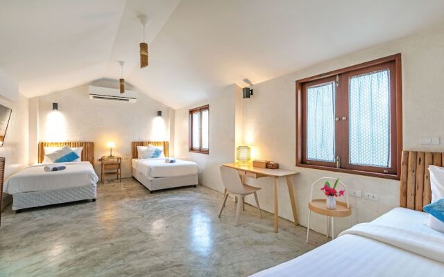 The Little White Bird Traveller Hostel