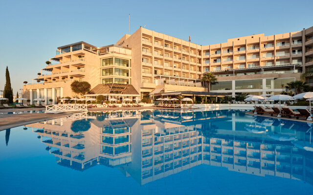 Grecian Park Hotel
