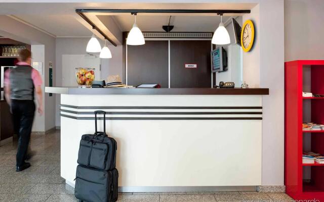 Nikii City Hotel