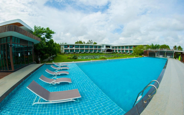 Baan Rim Ao