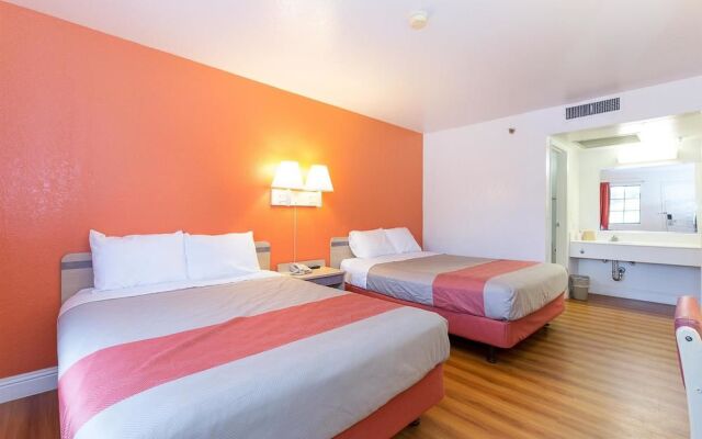 Motel 6