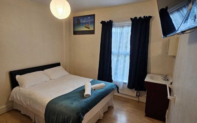 Bruce Rooms