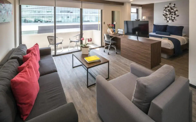 FlowSuites WTC