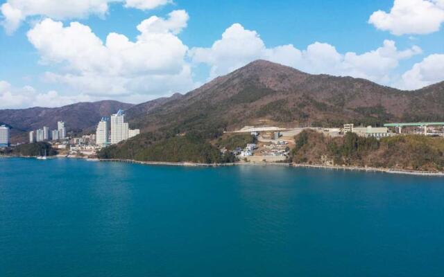 Geoje VIP Pension