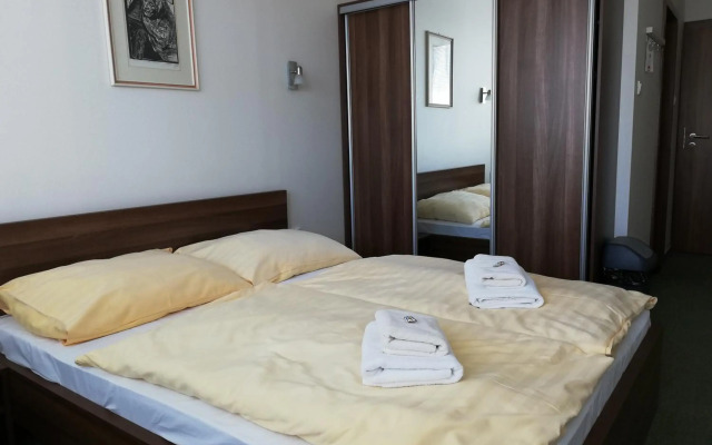 Klar Hotel