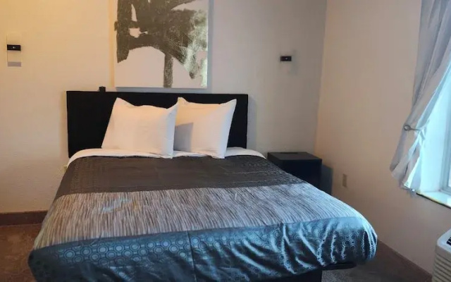 The Enchanted Suites & Residence