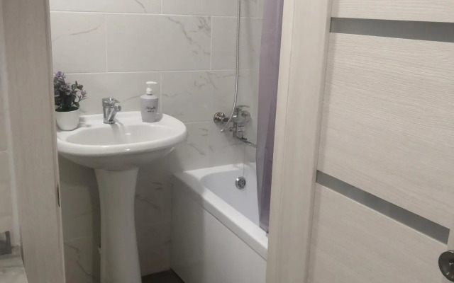 Апартаменты на проспекте Океанский 94