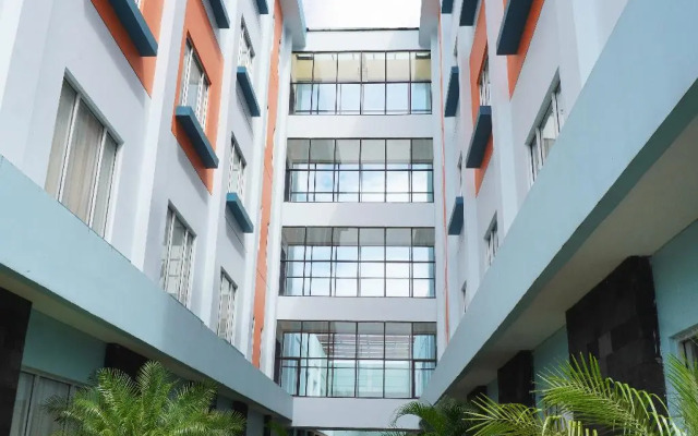 Sutan Raja Hotel & Convention Palu