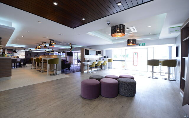 Holiday Inn Wolverhampton - Racecourse by IHG