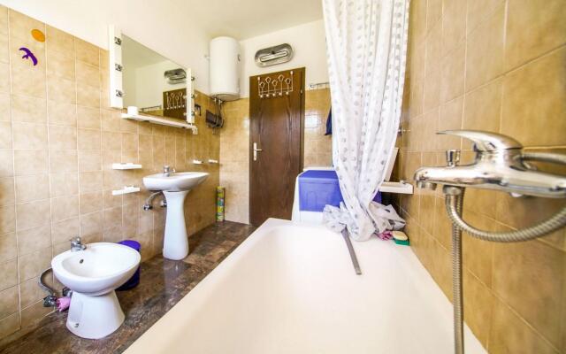 Apartment Franka - 350 m from sea: A1 Postira. Island Brac