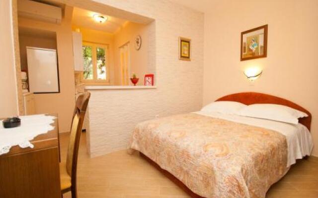 Rooms Nadica