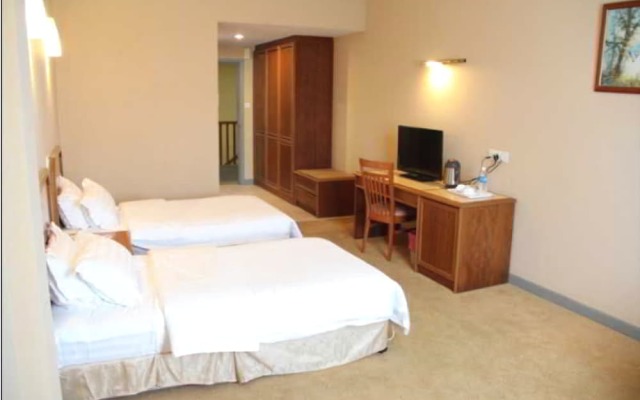 Goodview Hotel Jerudong