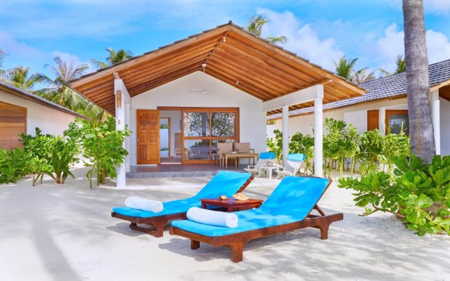 Innahura Maldives Resort