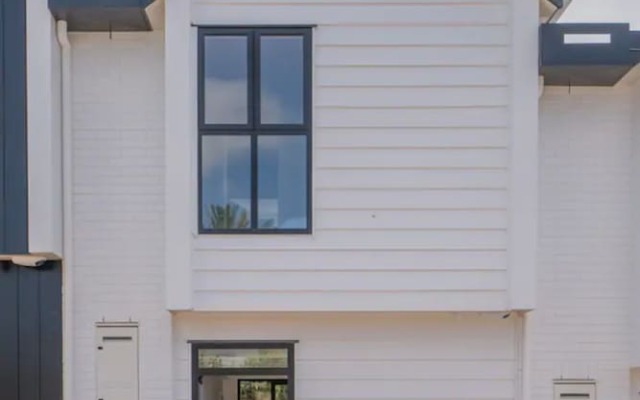 Spacious and Quiet 2 Bedroom Apartment in Ellerslie