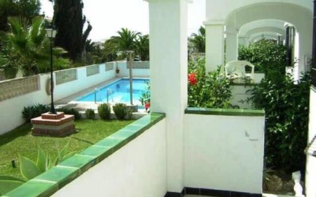 Califa Apartment