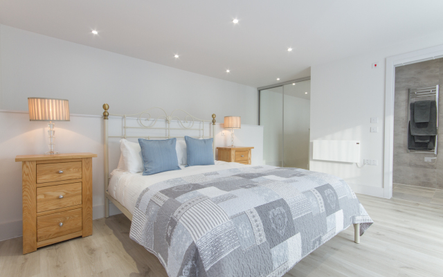 Citystay - Midsummer Mews