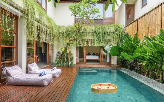 Anandathu Villas