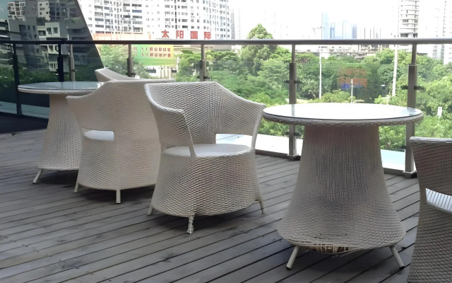 Yijia International Hotel