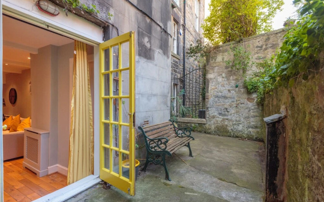 Beautiful Hideout in Center of Edinburgh - Business - Holidays