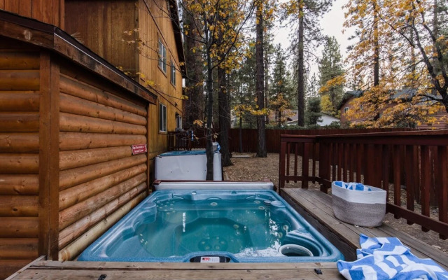 Summit Cabin 1 - Jumper