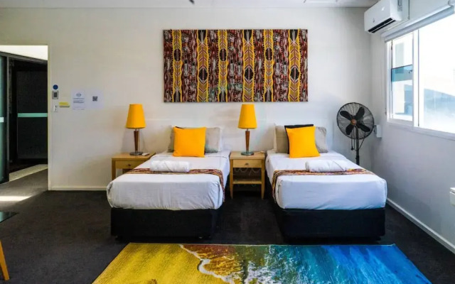 Zenhouse Retreat 5BR Homey Haven Pool Office