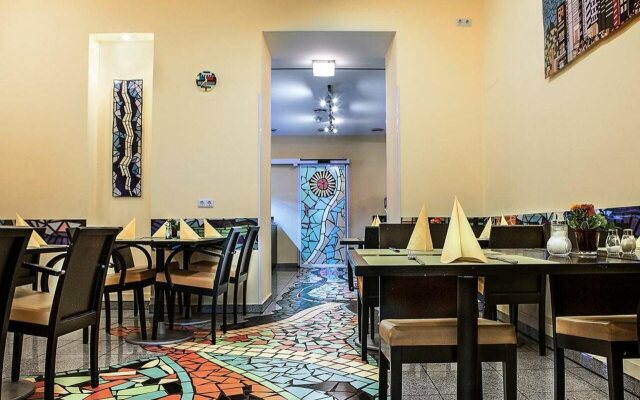 Grand Hotel Downtown