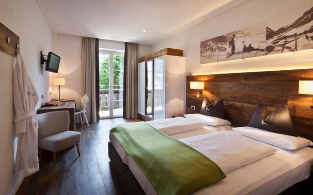 Ander Hotel
