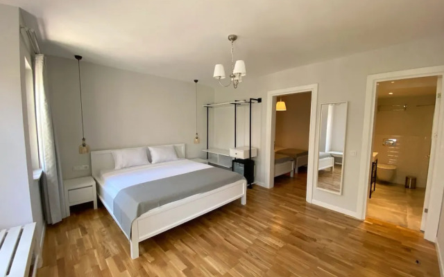 Mon Petit Hotel