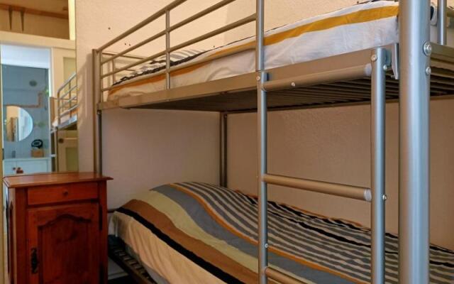 Charmant Appartement vue PORT DE GRUISSAN 5DROM44K