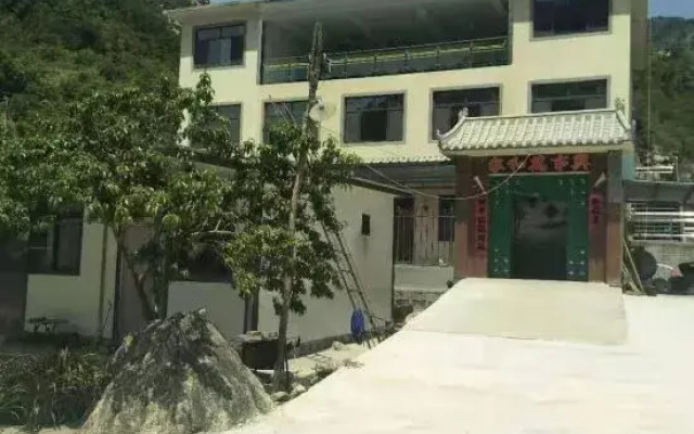 HT homestay