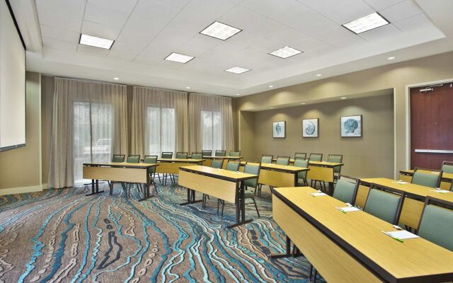 Courtyard by Marriott Gulfport Beachfront